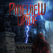 Pineview Drive - House of Horror（英語版）